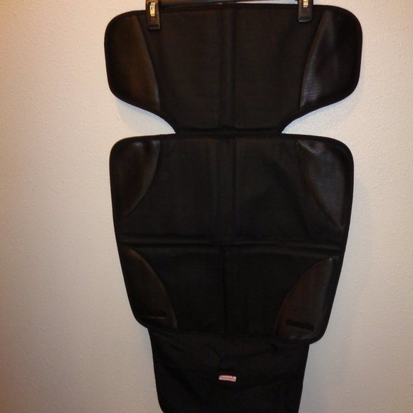 Munchkin Other - MUNCHKIN Auto Seat Protector